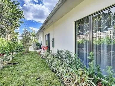 Residence photo 11