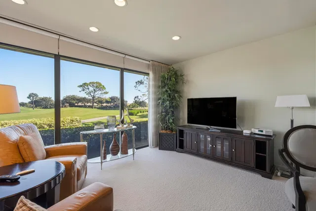 Mariner Sands Residence photo 9