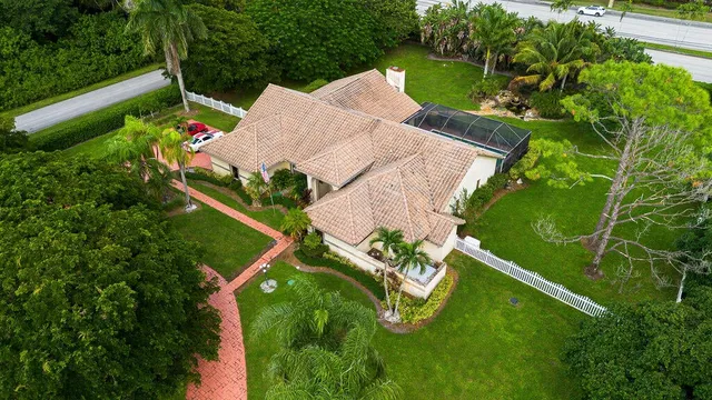 Residence photo 4