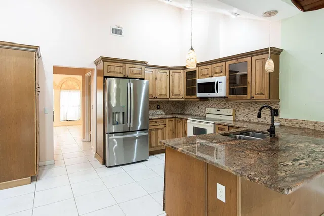 Residence photo 23