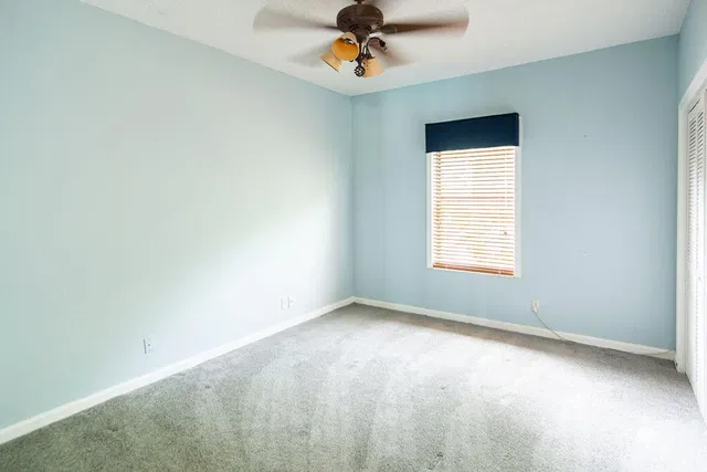 Residence photo 32