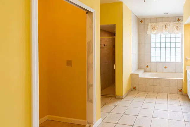 Residence photo 47
