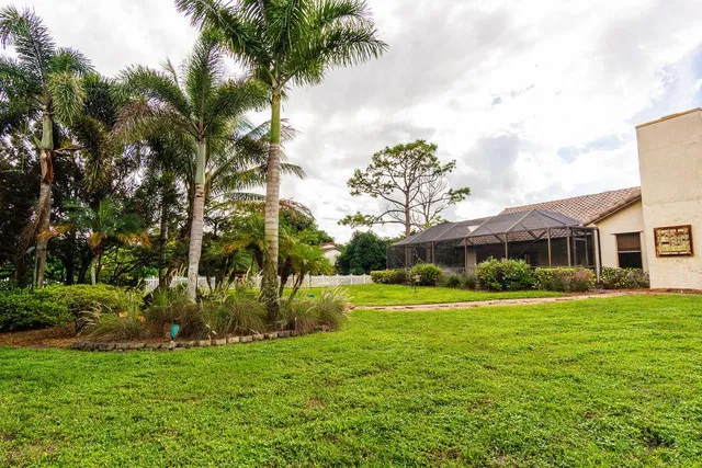 Residence photo 68