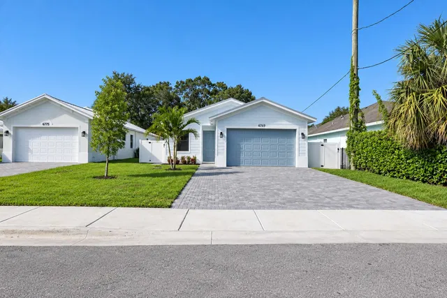 Residence photo 4