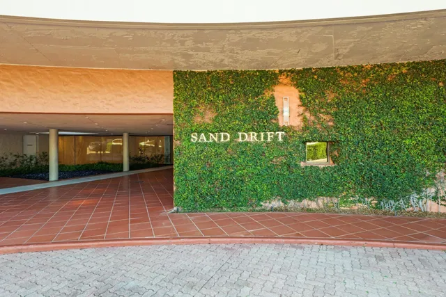 In-Town Palm Beach Unit S32 photo 8