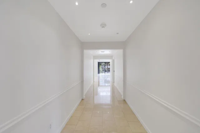 In-Town Palm Beach Unit S32 photo 14