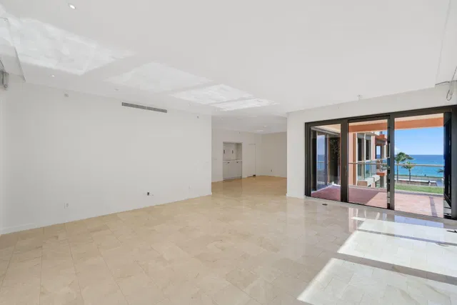 In-Town Palm Beach Unit S32 photo 16
