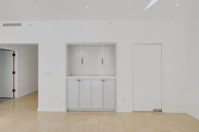 In-Town Palm Beach Unit S32 photo 26