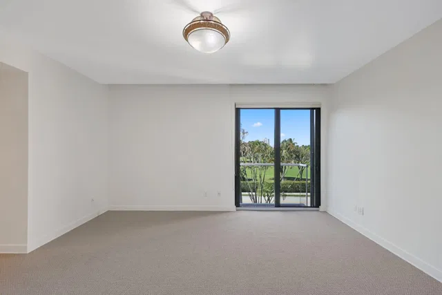 In-Town Palm Beach Unit S32 photo 36