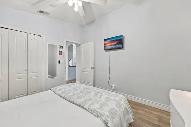Residence photo 32