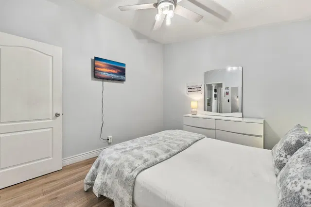 Residence photo 33