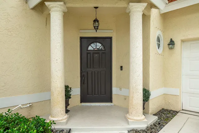 Residence photo 5