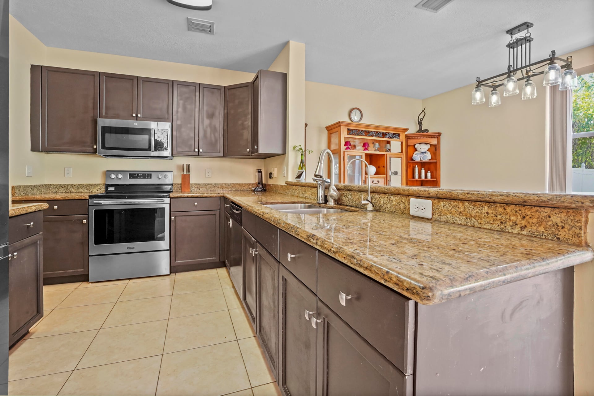 Residence photo 9