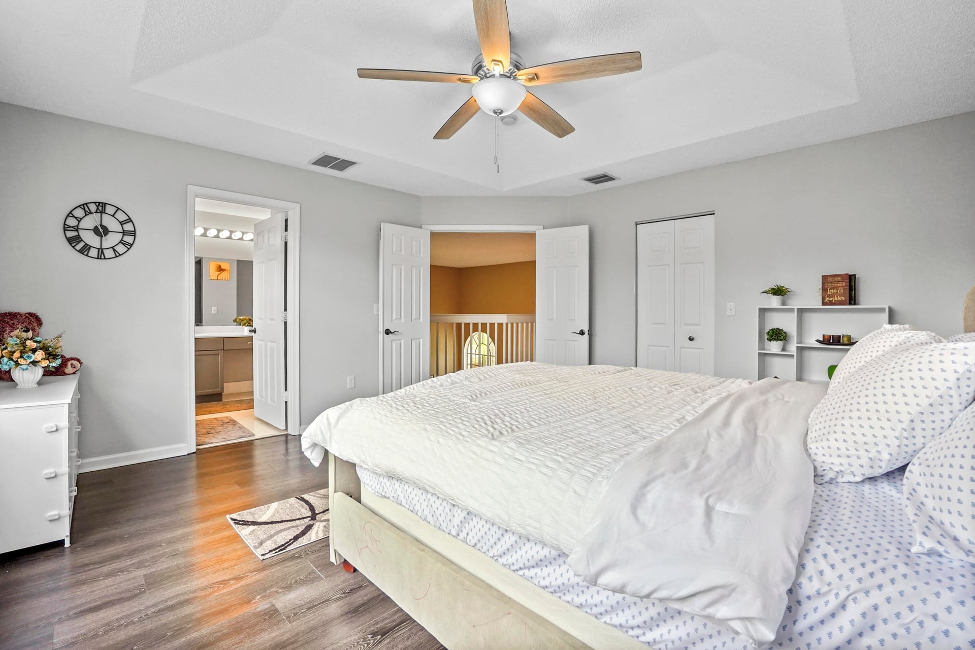 Residence photo 32