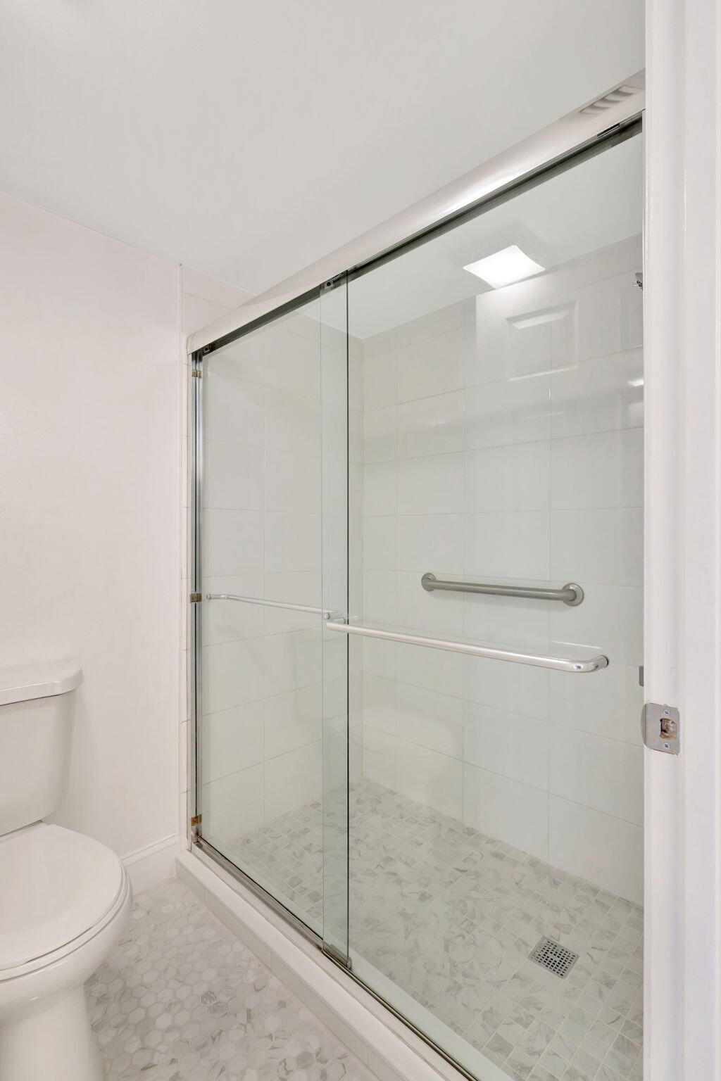 Unit N123 photo 18