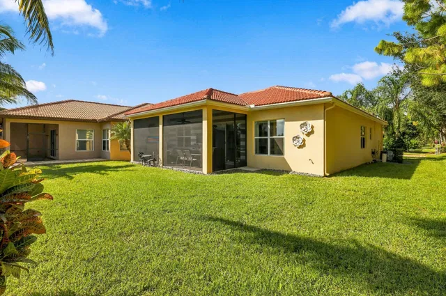 Residence photo 37