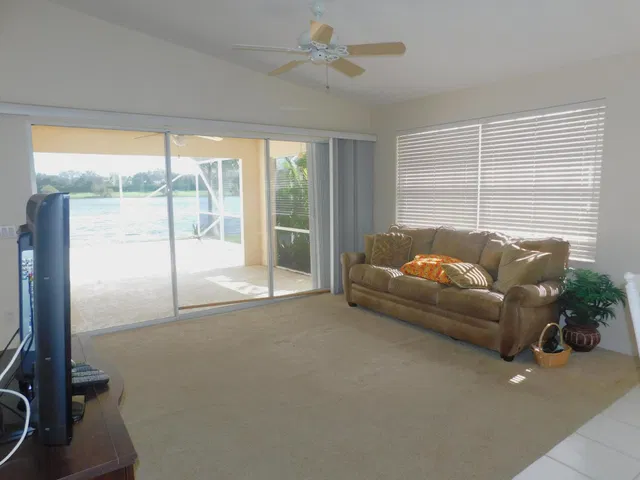 Residence photo 7