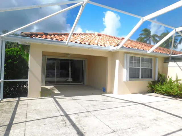 Residence photo 15