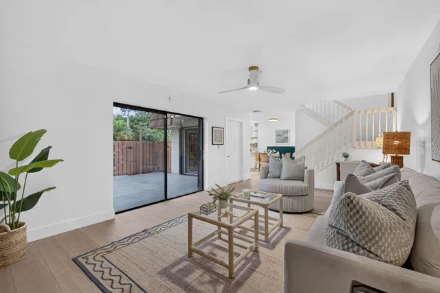 Residence photo 9