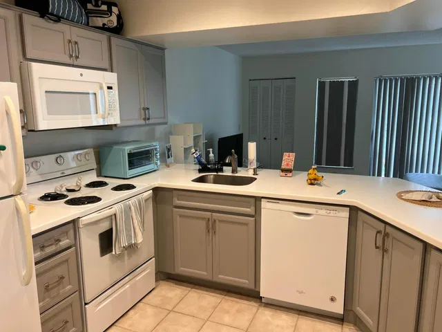 Unit 204V5 photo 7