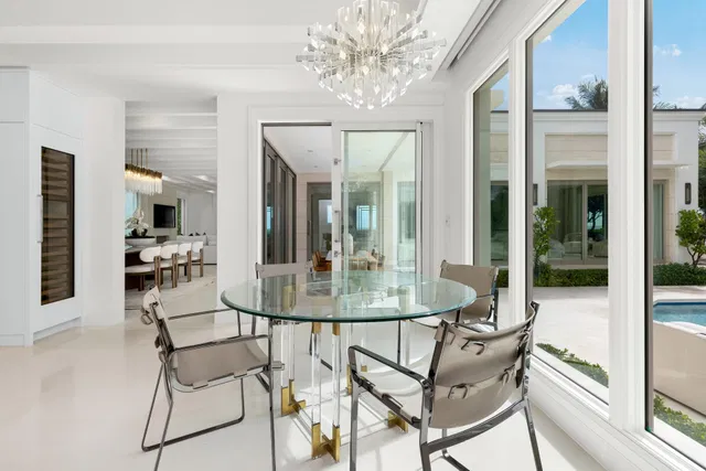 Estate Section Palm Beach Residence photo 17