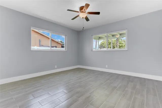  Residence photo 9
