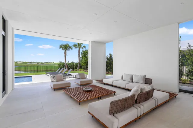 Panther National Palm Beach Gardens Residence photo 38