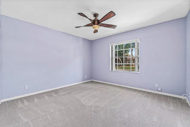 Residence photo 20