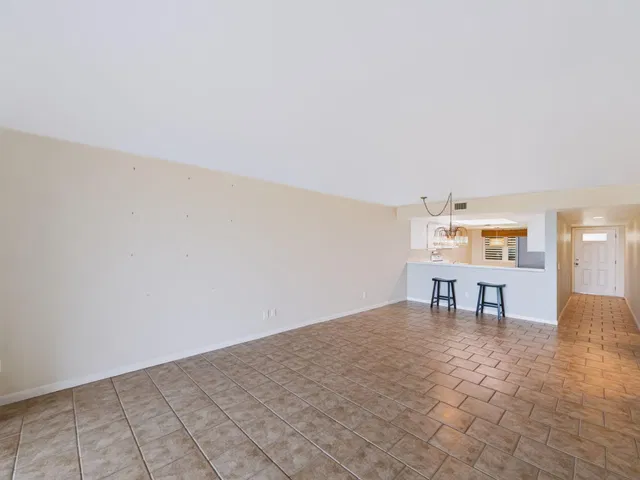 Unit 105 photo 14