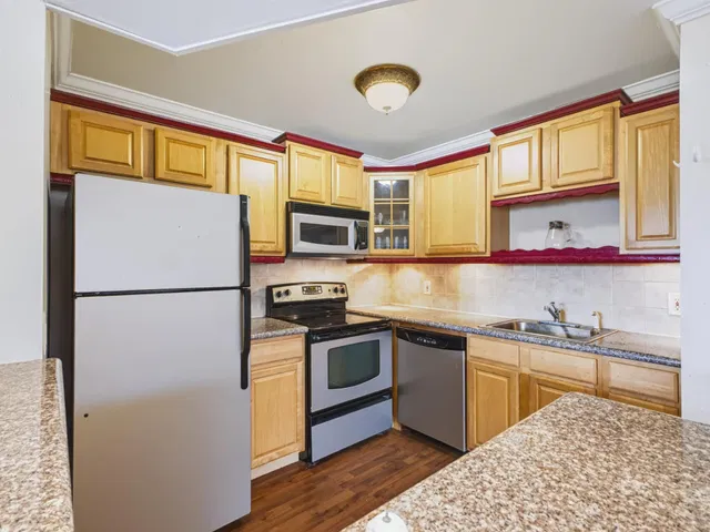  Residence photo 14