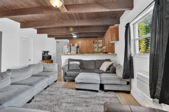Downtown West Palm Beach Residence photo 8