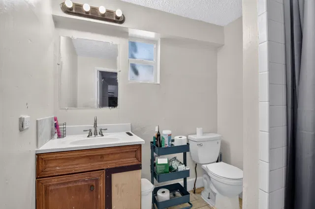 Downtown West Palm Beach Residence photo 17