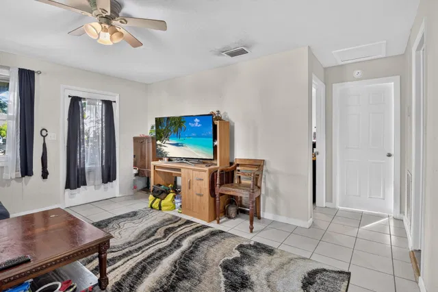Downtown West Palm Beach Residence photo 12