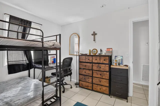 Downtown West Palm Beach Residence photo 18