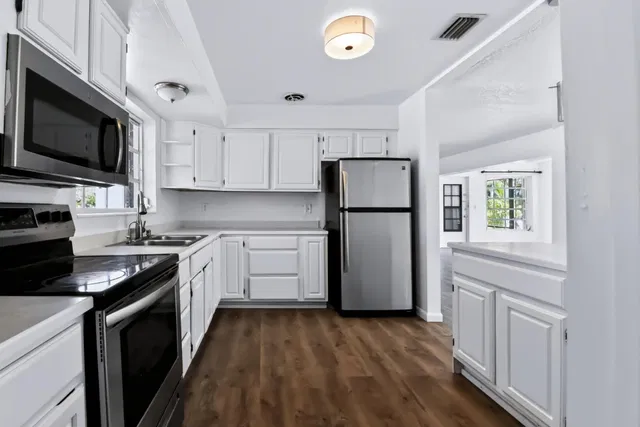 Residence photo 9