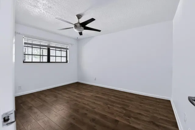 Residence photo 22