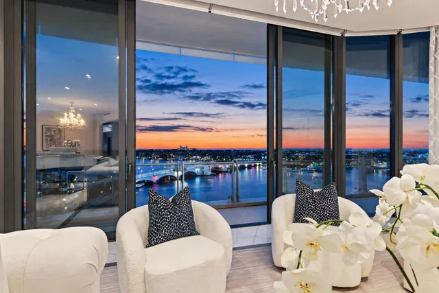 Bristol Palm Beach Unit 1101 photo 7