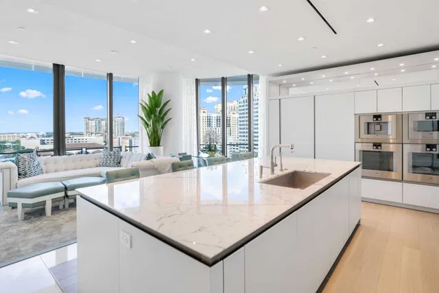 Bristol Palm Beach Unit 1101 photo 11