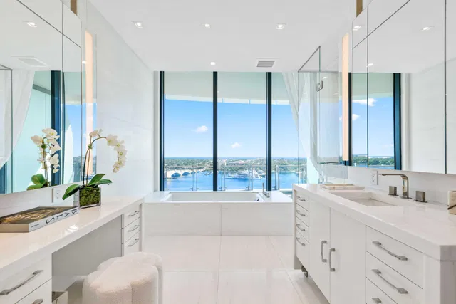 Bristol Palm Beach Unit 1101 photo 24