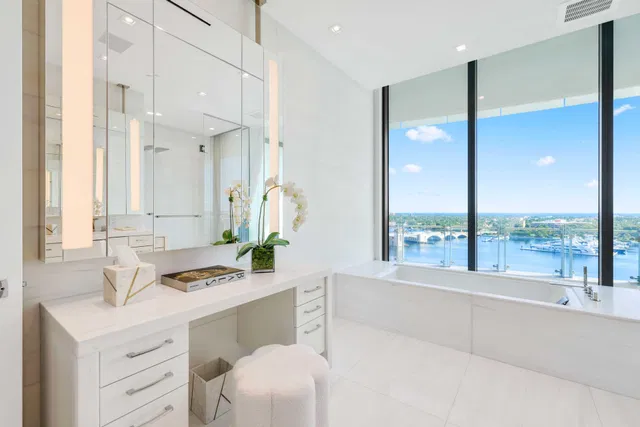 Bristol Palm Beach Unit 1101 photo 26