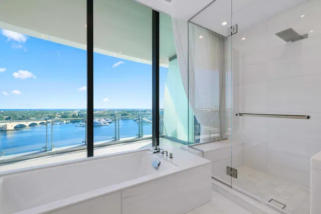 Bristol Palm Beach Unit 1101 photo 27