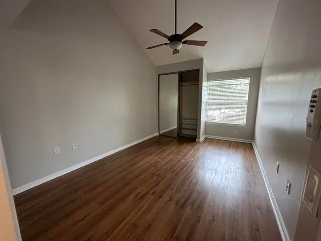  Residence photo 12