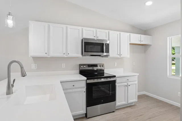 Residence photo 3