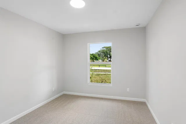Residence photo 14