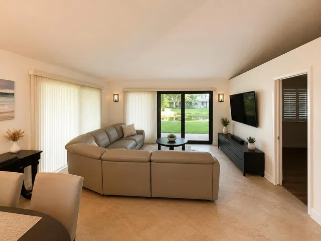 PGA National Palm Beach Gardens Residence photo 14