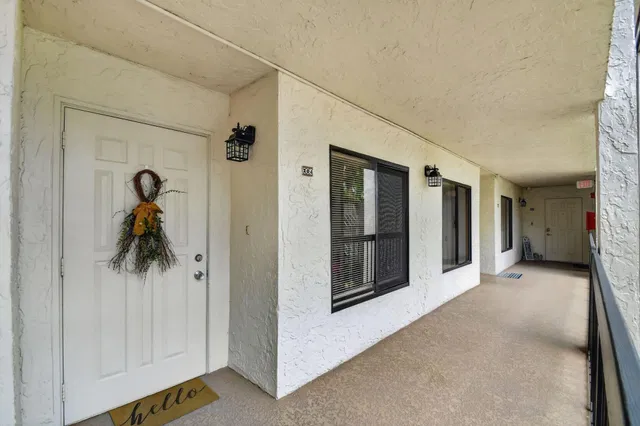  Unit 204 photo 6