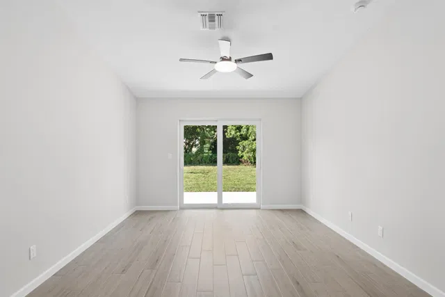  Residence photo 15