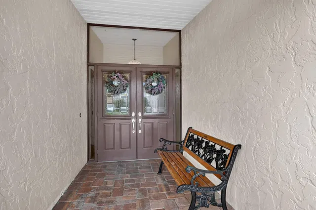 Residence photo 5