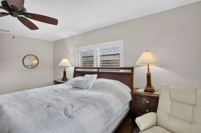 Residence photo 34