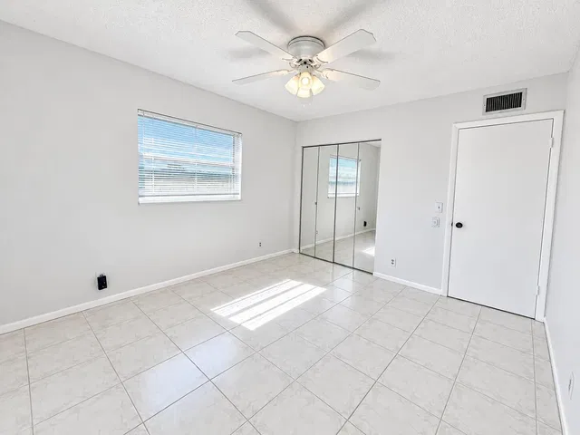 Residence photo 23